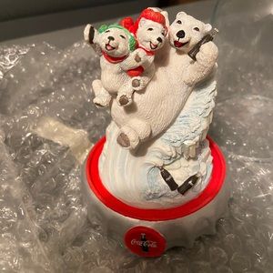 NIP Coca Cola sledding bears w/ glass globe over them by franklin mint numbered